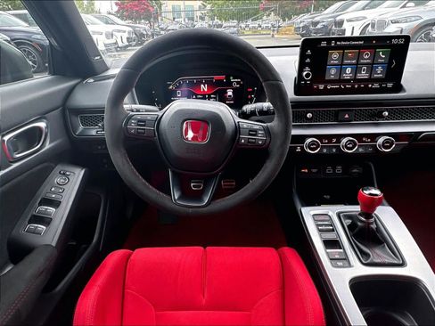 Used 2023 Honda Civic Type R image 11