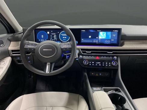 New 2025 Hyundai Sonata Limited image 5