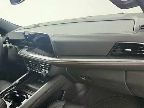 Used 2025 Chevrolet Tahoe RST w/ Comfort Package image 32