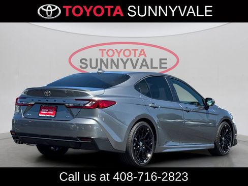 Used 2026 Toyota Camry SE w/ Convenience Package FWD image 3
