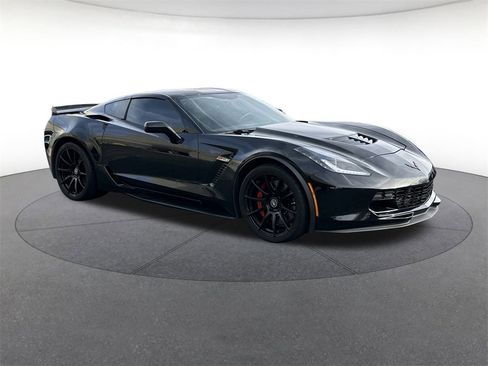 Used 2017 Chevrolet Corvette Z06 w/ Battery Protection Package image 7