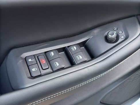 New 2026 Jeep Grand Cherokee L Laredo AWD/4WD image 12