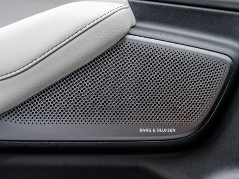 Used 2024 Acura ZDX A-Spec image 16