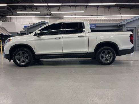 Used 2023 Honda Ridgeline RTL-E image 4