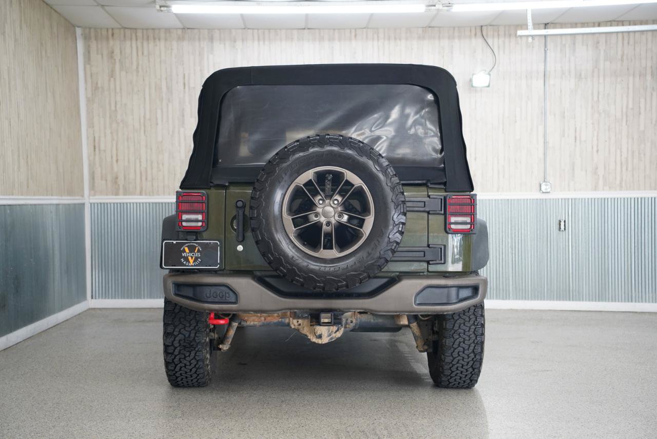Used 2016 Jeep Wrangler Unlimited Sahara AWD/4WD image 8