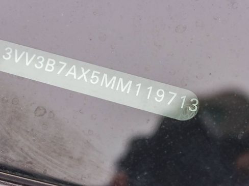 Used 2021 Volkswagen Tiguan SE R-Line image 11