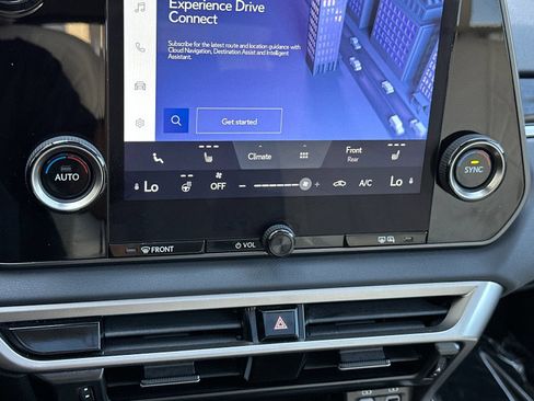 Used 2024 Lexus RX 350 FWD w/ Technology Package image 24