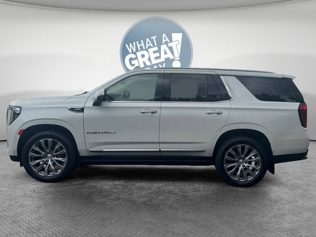Used 2021 GMC Yukon Denali w/ Denali Premium Package AWD/4WD image 7