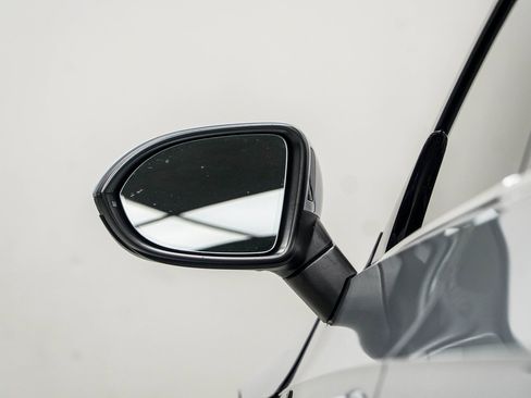 Used 2023 Volkswagen Arteon SEL image 13