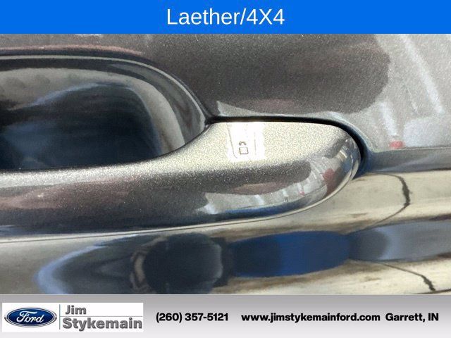 Used 2020 Ford Explorer XLT w/ Equipment Group 202A AWD/4WD image 22