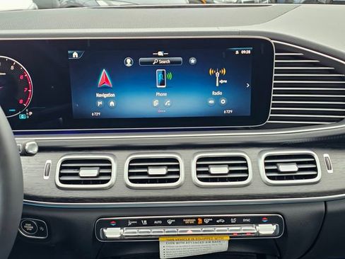 New 2026 Mercedes-Benz GLE 450 4MATIC Coupe image 35