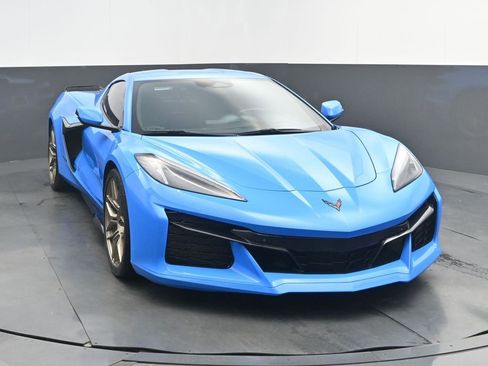 Used 2024 Chevrolet Corvette Z06 RWD image 1