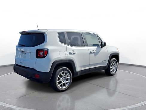 Used 2023 Jeep Renegade Latitude AWD/4WD image 8