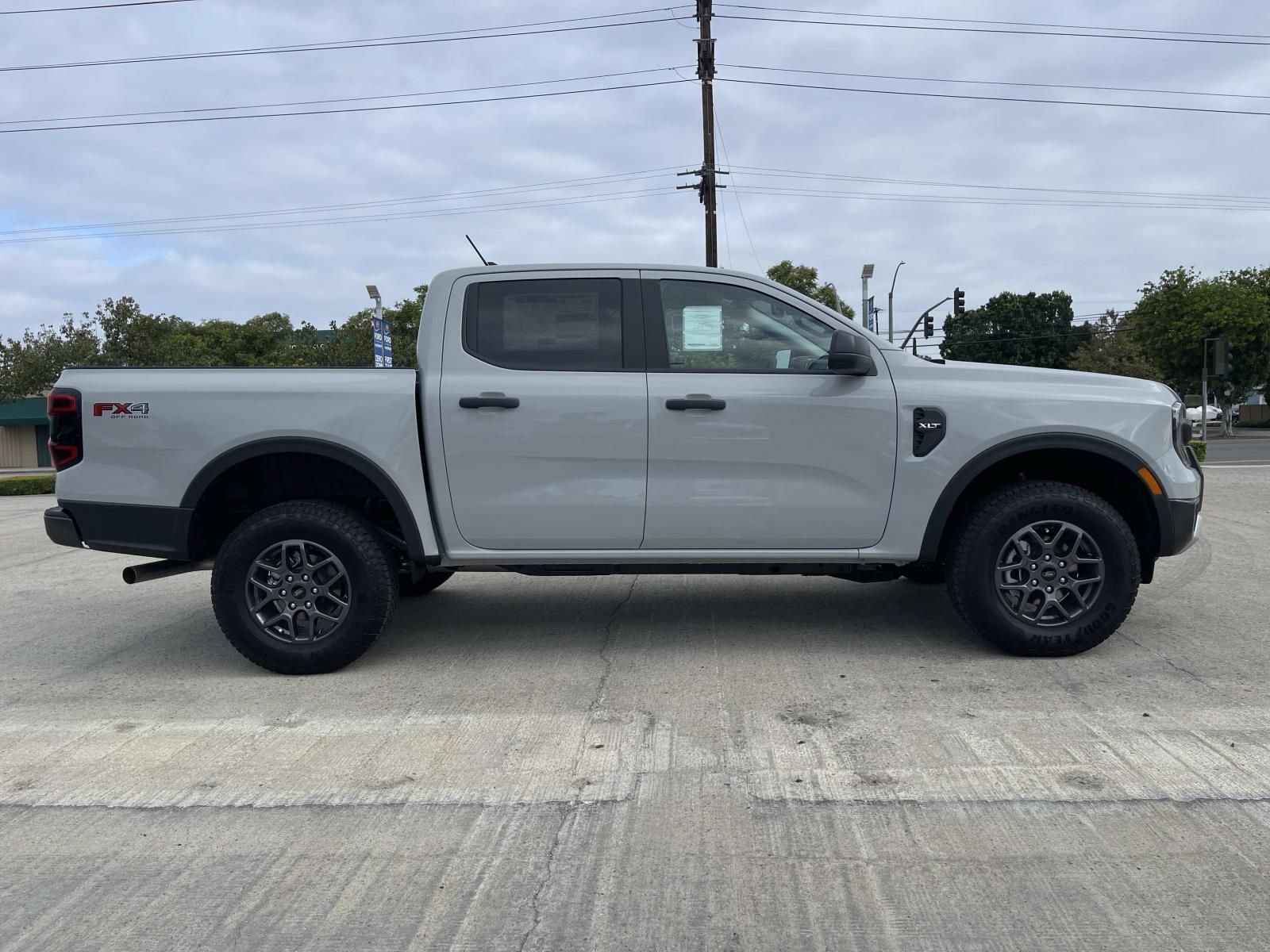 New 2026 Ford Ranger XLT w/ Equipment Group 301A High AWD/4WD image 2