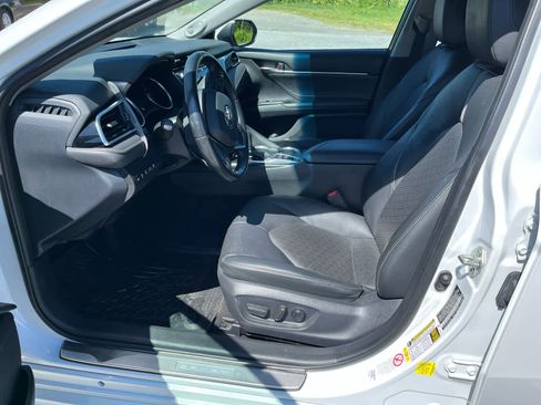 Used 2018 Toyota Camry XSE w/ Driver Assist Package FWD image 10
