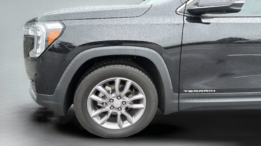 Used 2024 GMC Terrain SLT w/ Tech Package AWD/4WD image 40