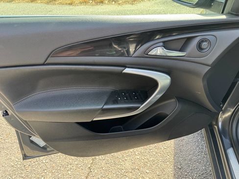 Used 2011 Buick Regal CXL Turbo w/ TO2 Preferred Equipment Group image 41