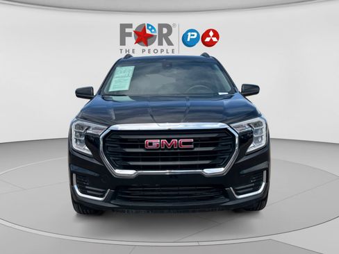 Used 2022 GMC Terrain SLE w/ Driver Convenience Package FWD image 8