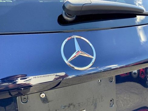 Certified 2021 Mercedes-Benz GLC 300 4MATIC image 28