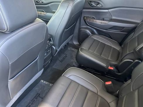 Used 2023 GMC Acadia Denali w/ Denali Ultimate Package AWD/4WD image 14