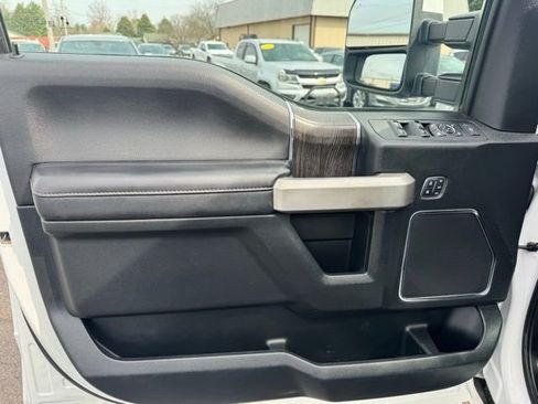 Used 2021 Ford F350 Lariat w/ Tremor Off-Road Package AWD/4WD image 26
