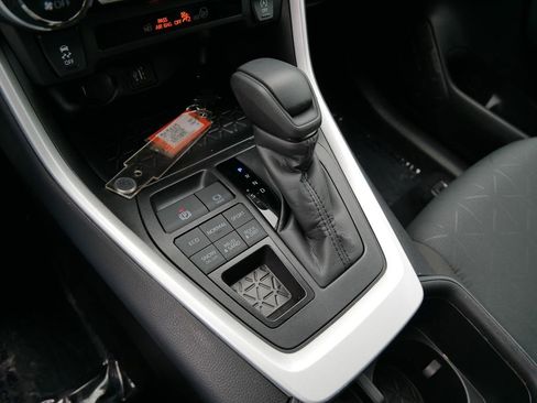 Certified 2025 Toyota RAV4 XLE AWD/4WD image 23