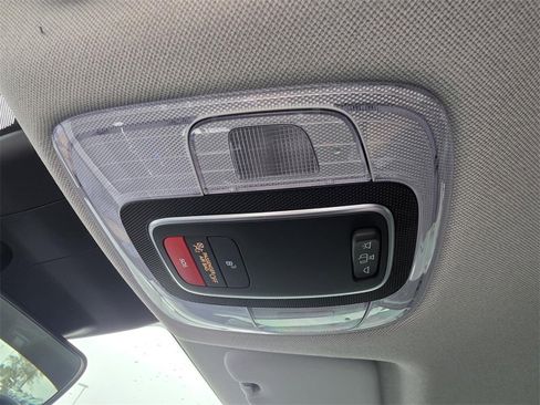 Used 2023 Hyundai Elantra SEL w/ Convenience Package image 26