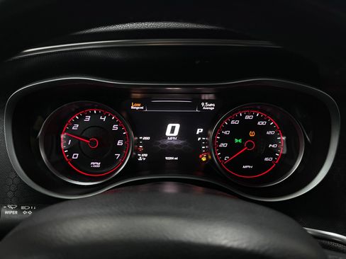 Used 2016 Dodge Charger R/T w/ Navigation & Travel Group RWD image 22