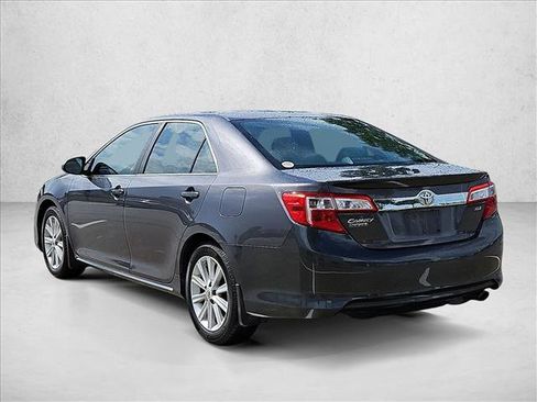 Used 2012 Toyota Camry XLE FWD image 7