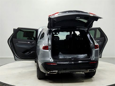 Used 2024 Buick Enclave Premium image 14