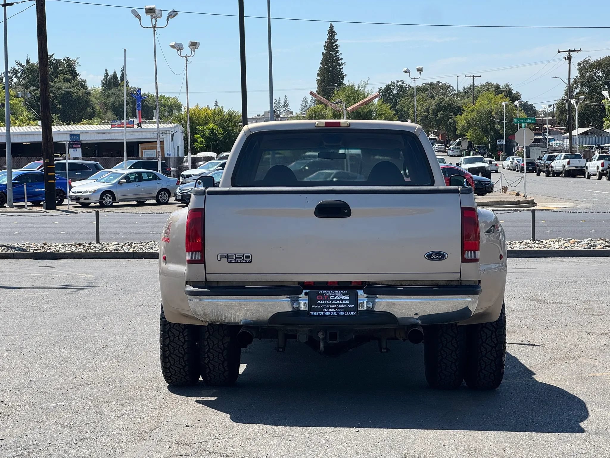 Used 1999 Ford F350 4x4 Crew Cab DRW Super Duty image 4