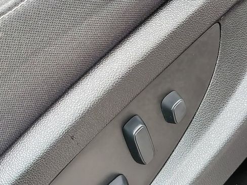 Used 2019 Chevrolet Silverado 1500 LT w/ All Star Edition image 7