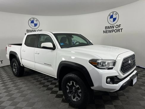 Used 2019 Toyota Tacoma TRD Off-Road image 1