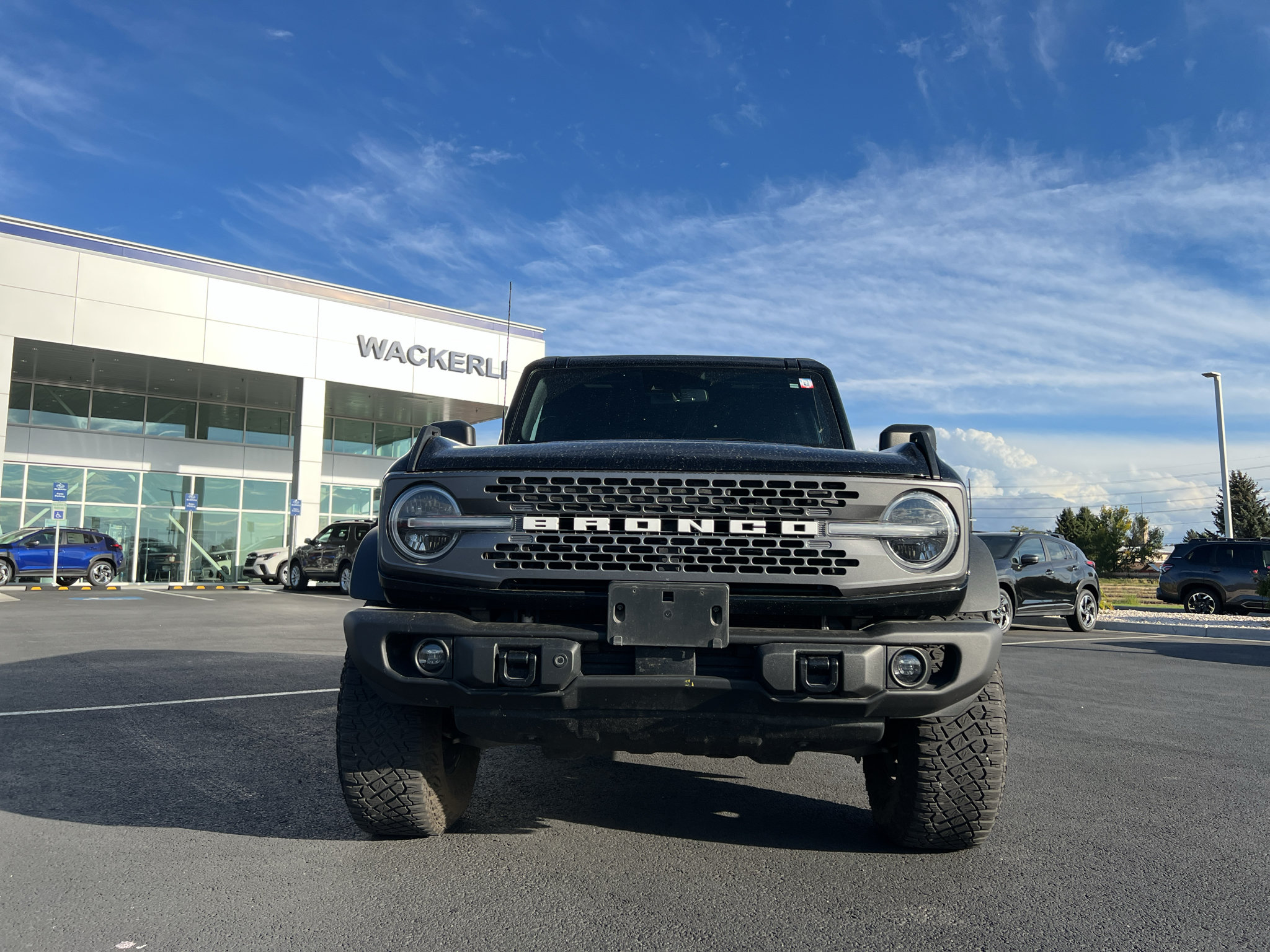 Used 2023 Ford Bronco Badlands w/ Sasquatch Package AWD/4WD image 8