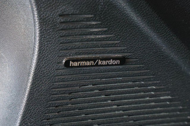 Used 2022 Dodge Challenger R/T w/ Plus Package RWD image 29