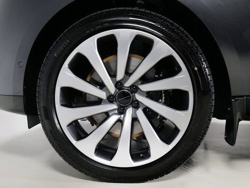 New 2026 Land Rover Range Rover SE AWD/4WD image 9