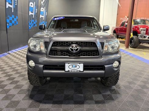 Used 2011 Toyota Tacoma 4x4 Double Cab w/ TRD Sport Pkg w/JBL Audio image 7