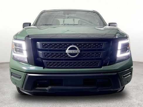 Used 2024 Nissan Titan SV w/ SV Bronze Edition Package RWD image 4