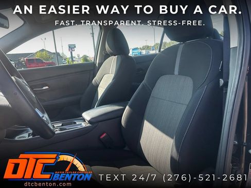 Used 2024 Nissan Sentra SV FWD image 9