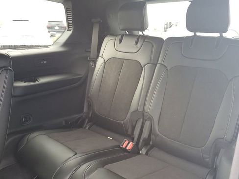 New 2025 Jeep Grand Cherokee L Altitude image 16