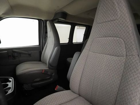 Used 2024 Chevrolet Express 3500 LT w/ LT Preferred Equipment Group image 10