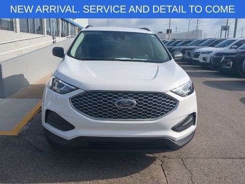 Used 2023 Ford Edge SE AWD/4WD image 11