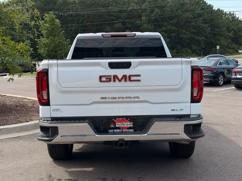 Used 2026 GMC Sierra 1500 SLT RWD image 9