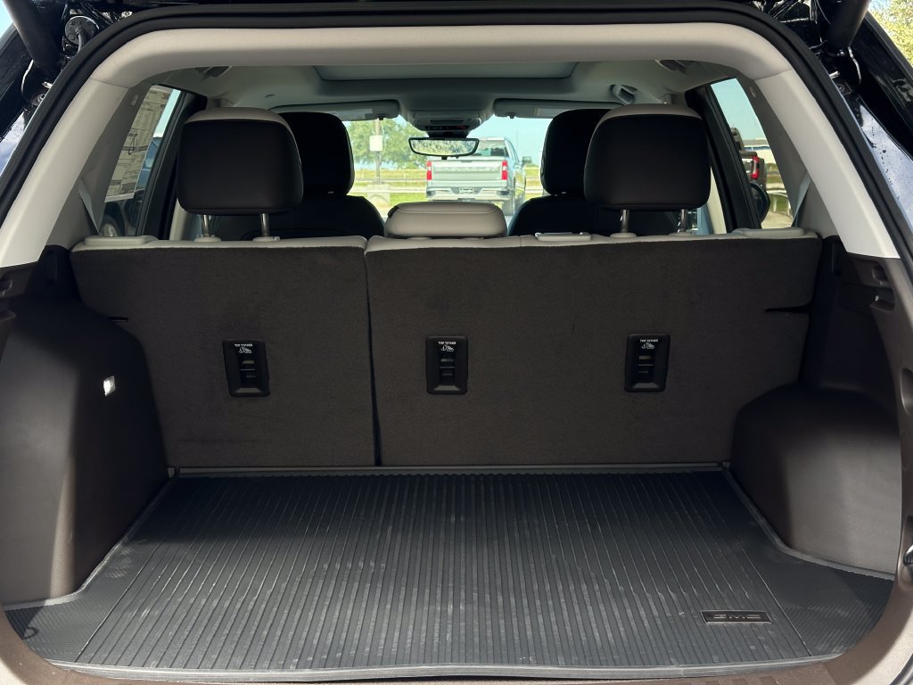 New 2027 GMC Terrain Denali w/ LPO, Floor Liner Package AWD/4WD image 12