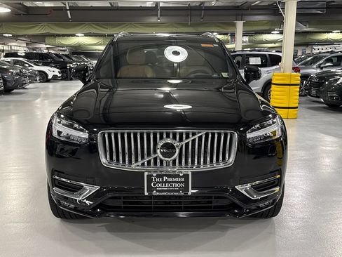Certified 2023 Volvo XC90 B6 Ultimate w/ Protection Package Premier AWD/4WD image 6