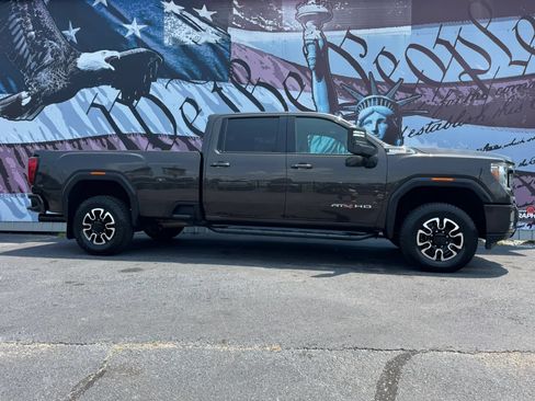 Used 2020 GMC Sierra 3500 AT4 w/ Technology Package AWD/4WD image 1