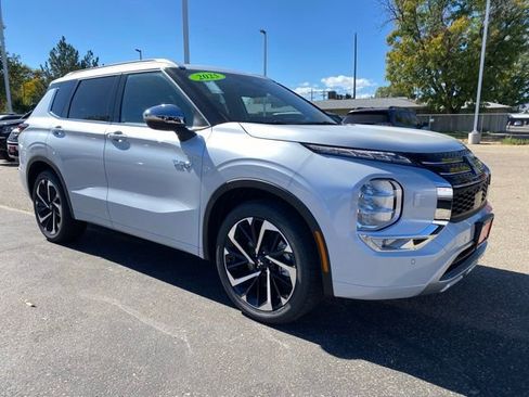 New 2025 Mitsubishi Outlander SEL image 7