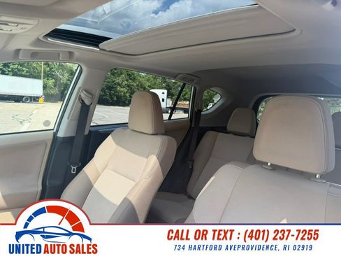 Used 2013 Toyota RAV4 XLE AWD/4WD image 14
