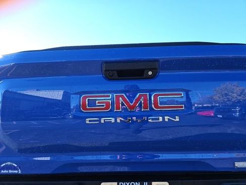 New 2026 GMC Canyon Elevation w/ Convenience Package image 10