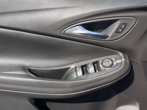 Used 2023 Buick Encore GX Select image 24